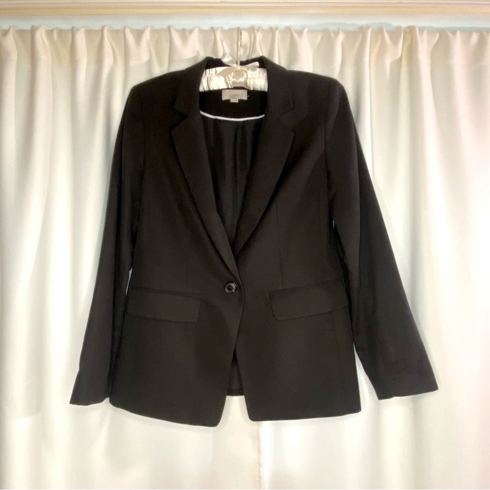 Sleek Black Blazer